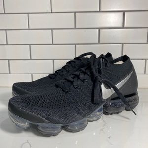 NIKE AIR VAPORMAX FLYKNIT 3 ISPA BLACK SIZE 10 Triple Black AR8557-001.
